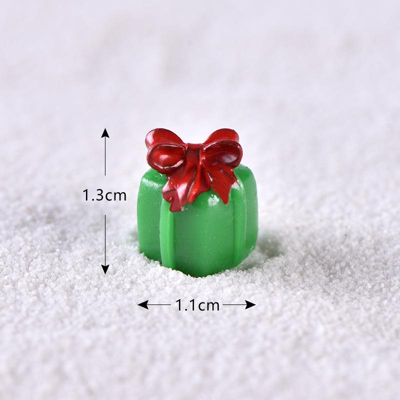 Mini Resin Christmas Decoration Santa Claus Snowman Tree Micro Landscape Model DIY Miniature Garden Figurines Home Decoration