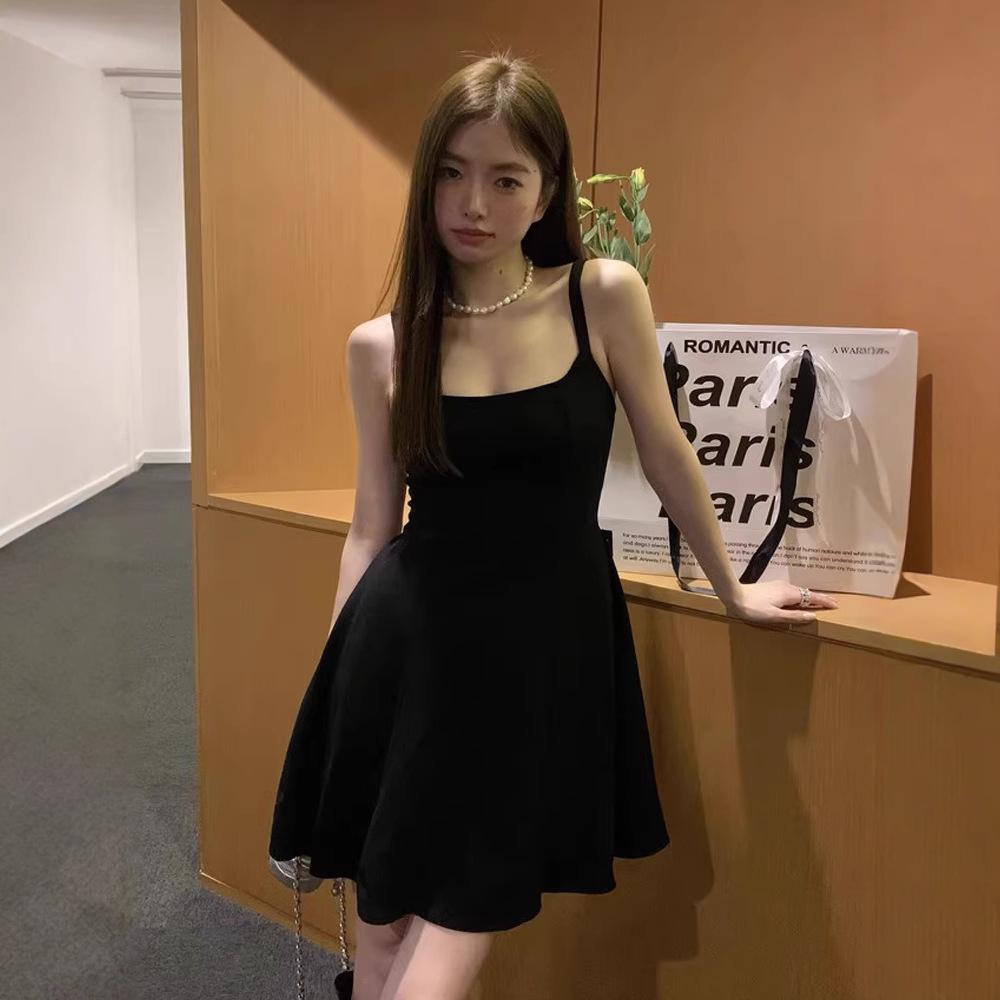 French Temperament Small Black Suspender Dress Women's Summer Waist Thin Small Black Dress Sleeveless Short Skirt Skirt
