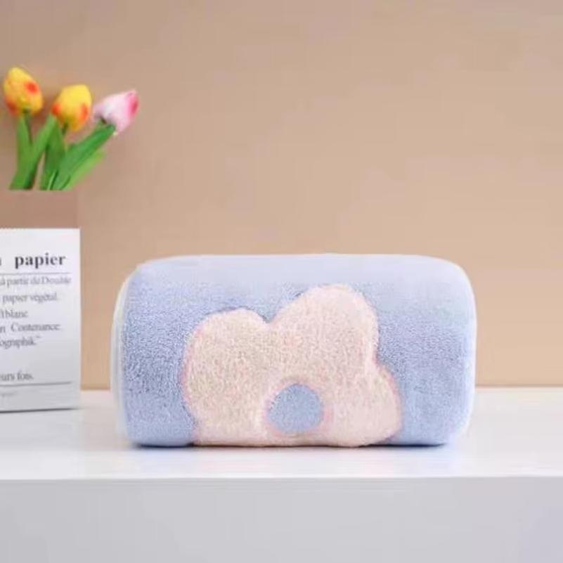 New Bath Towel in 2026 Coral Fleece Soft Absorbent No Shedding Super Comfortable Size 70*140cm Large Specification.