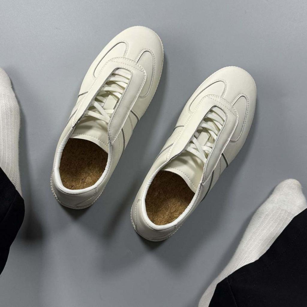 Versatile Trendy Board Shoes, Retro Moral Training Shoes, Comfortable Foot Cover, Leather Shoes, Thin-Soled Classic Little White Shoes