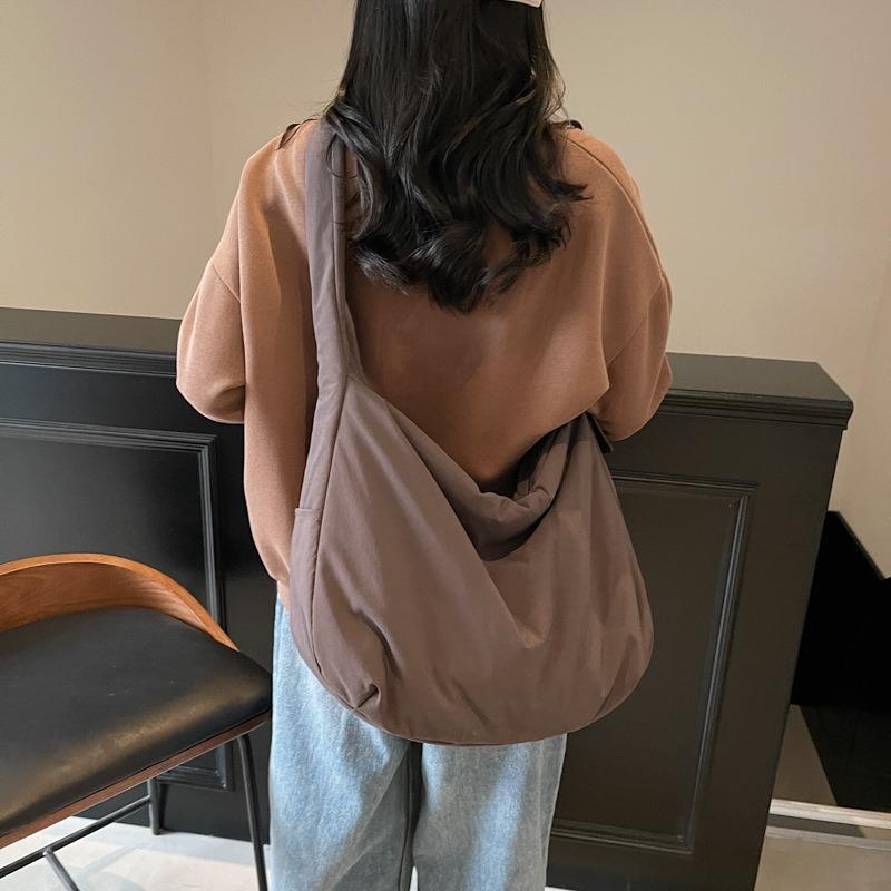 Neue lässige Damenhandtasche mit großem Fassungsvermögen, Pendler-Tragetasche mit großem Fassungsvermögen, modische Umhängetasche