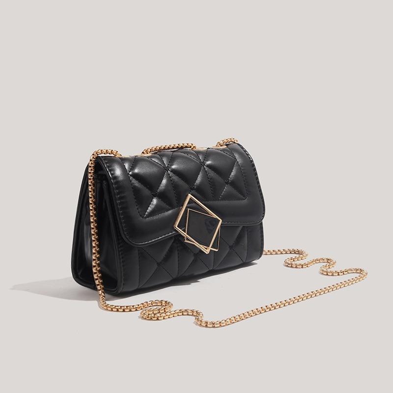 A Niche Design Fashionable Commuter Women's Bag with Chain Diamond-shaped Single-shoulder Crossbody Small Square Bag