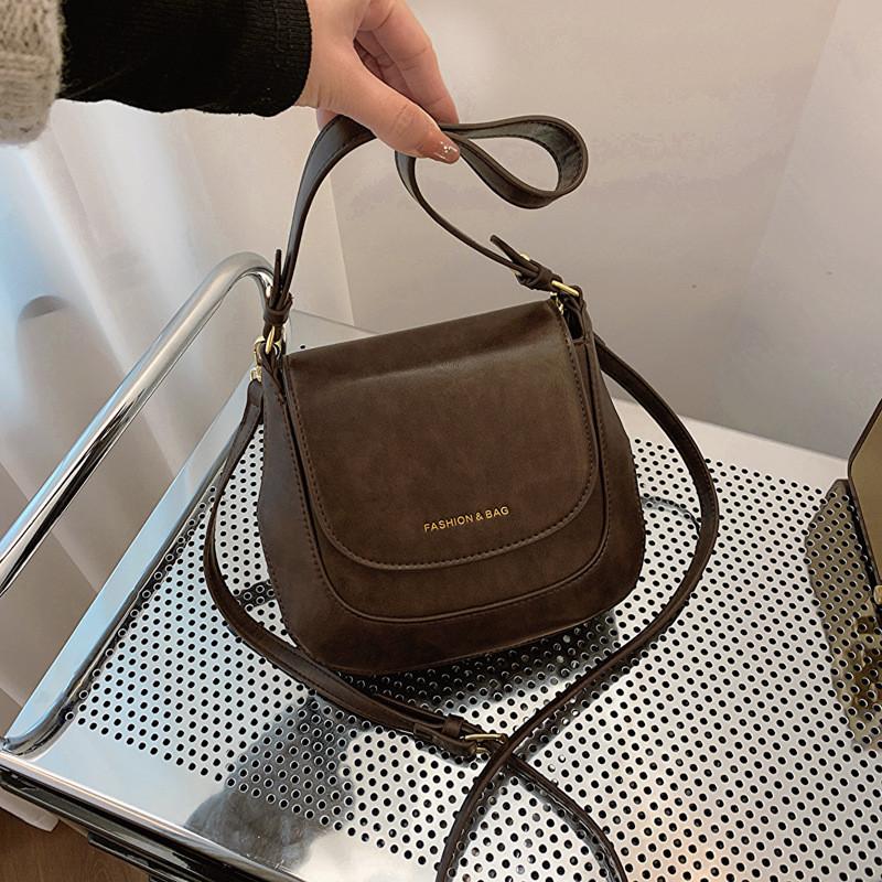 Chic Underarm Bag Women s 2023 Winter Retro Fashion Shoulder Bag Cross-border Trendy Style кофейный