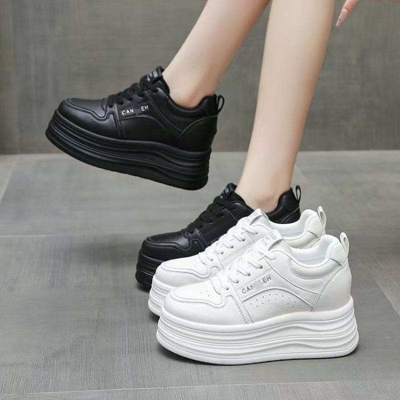 Thick-soled lightweight sports and leisure shoes autumn new versatile small man increases height and looks thin white shoes women