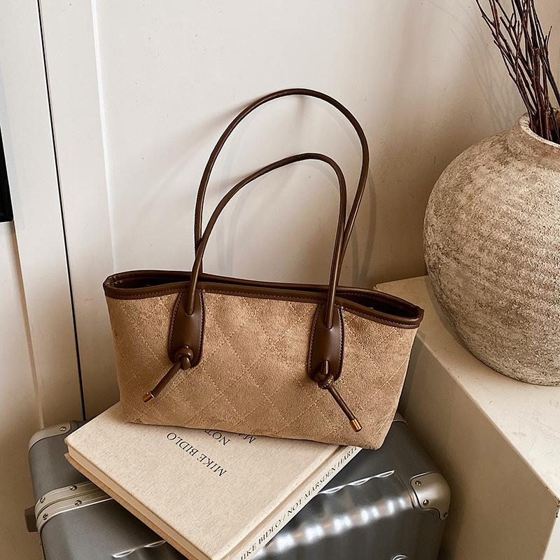 Retro Bag Women's Large Capacity Autumn and Winter Casual Shoulder Armpit Bag Rhombus Commuter Tote Bag