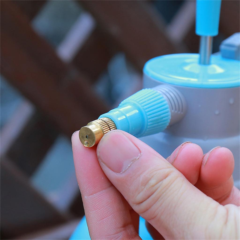 2L Spray Bottle Plastic Watering Pot High Air Pressure Thickened Water Sprayer for GardenBlue