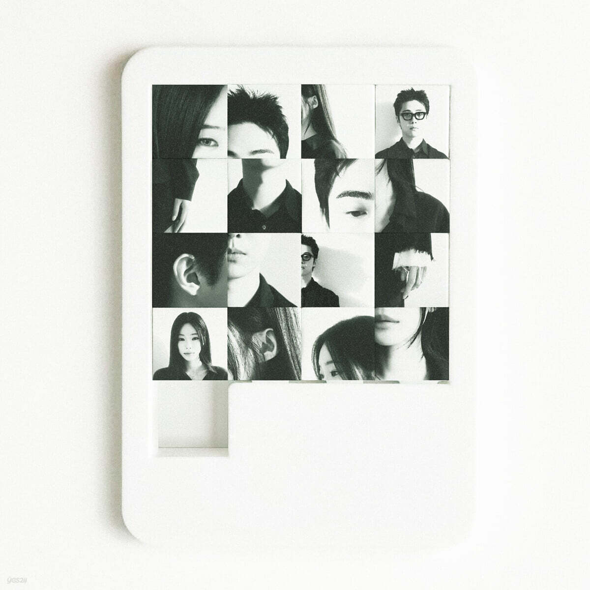 GIRIBOY, Heize - EP : The One Who Can t Be (Puzzle Keyring Package) [Cassette Tape]