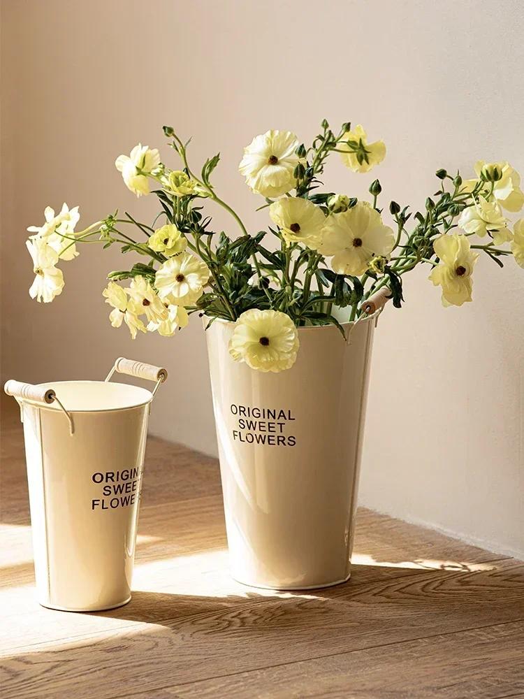 1pcs Nordic Style Iron Sheet Flower Arrangement Bucket Flower Shop Flowers Awakening Bucket Living Room Decorative Flower Ware