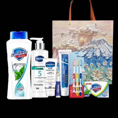 Safeguard Personal Care Gift Set