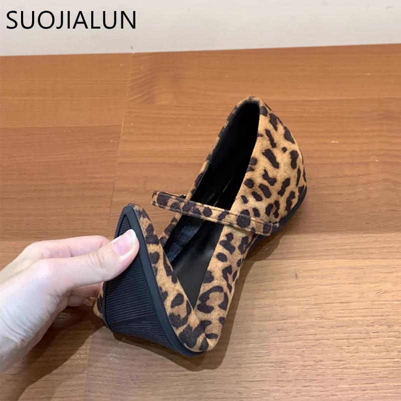 Fashion SUOJIALUN Women Flat Shoes Fashion Red Pointed Toe Ladies Elegant Mary Jane Shoes Low Wedge Heel Outdoor Dress Ballerinas Shoes