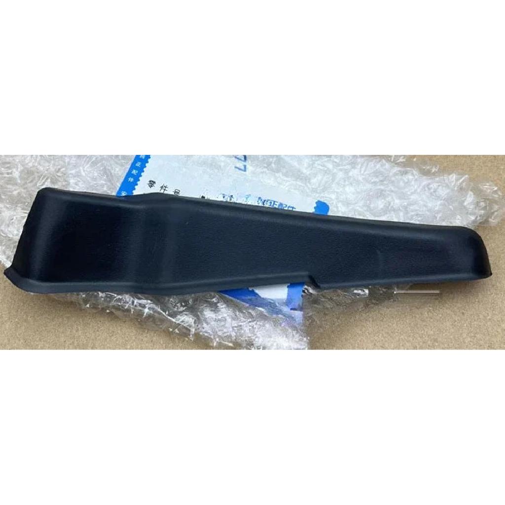 90805135 90805136 Left Right  Wiper Guide Plate Side Rubber Strips Front Windshield Glass Sealing Strip for Buick Verano