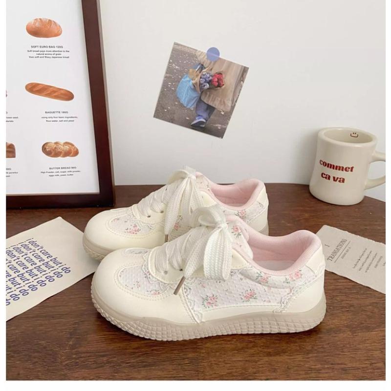 Little white shoes women's autumn new women's shoes mesh breathable with skirts versatile niche casual board shoes