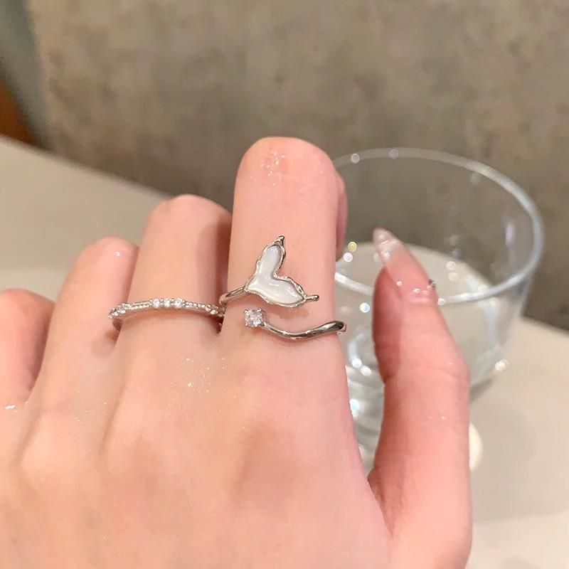 Zircon Tail-shaped Open Ring for Women, A Niche Design with A Touch of Luxury and Sophistication. A Simple Ring for The Index Finger, Exquisite.