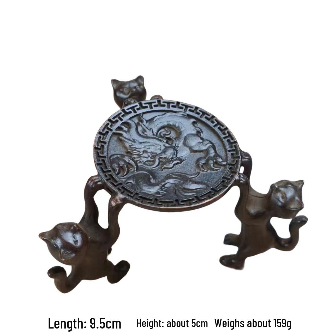 

Antique-Style Iron Kettle with Cat Lid Holder - Small Japanese Incense Burner for Tea Ceremonies