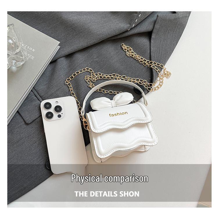 Sweet Girl 2025 Mini Lipstick Women's Crossbody Bag with Bow Chain