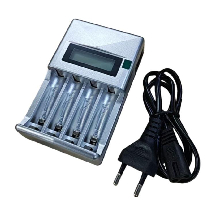 

4 Slot LCD Display Intelligent Battery Charger for AA 3A with Fast Charging Capability and EU Plug 1