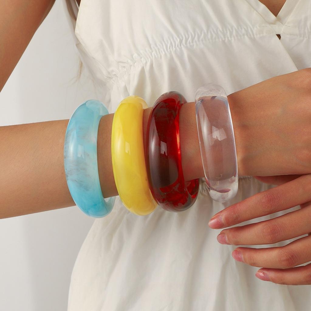 New Trend Acrylic Irregular Geometric Exaggerated Chunky Bangles for Women Resin Colorful Statement Charm Bracelet Jewelry Gifts