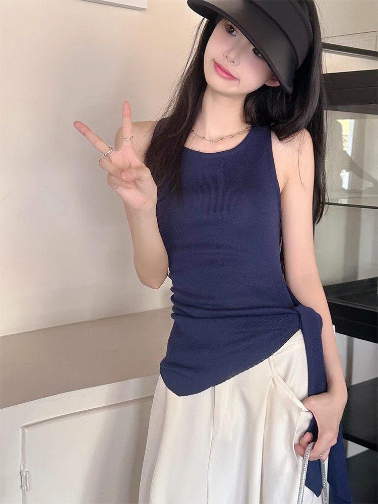 

Уникальная темно-синяя облегающая майка: Женский приталенный топ без рукавов One Size [Recommended for 125 lbs and under]