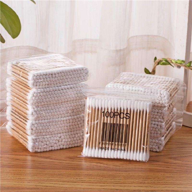 Dual-Ended Disposable Cotton Swabs for Ear Cleaning, Makeup Removal, and Personal Hygiene.