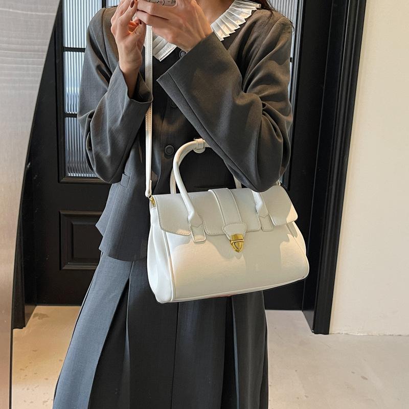 Fashion Handbag New Versatile Small Square Bag Casual Shoulder Bag