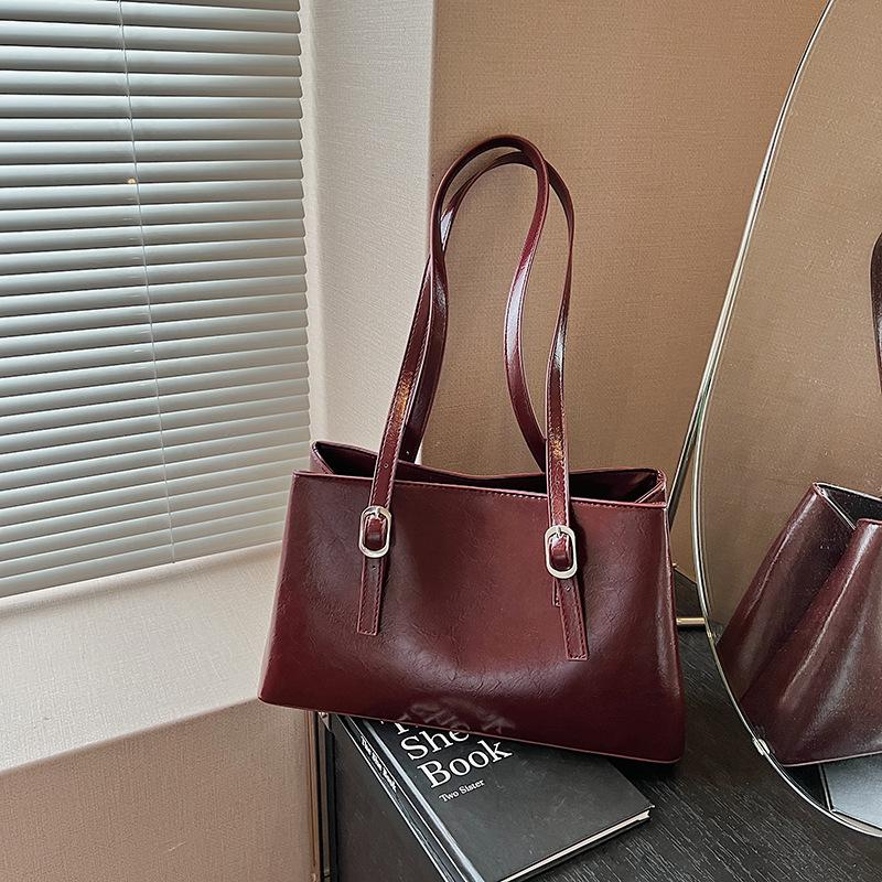 Large Capacity Bag Women's New Summer Versatile Shoulder Armpit Bag Retro Commuter Tote Bag