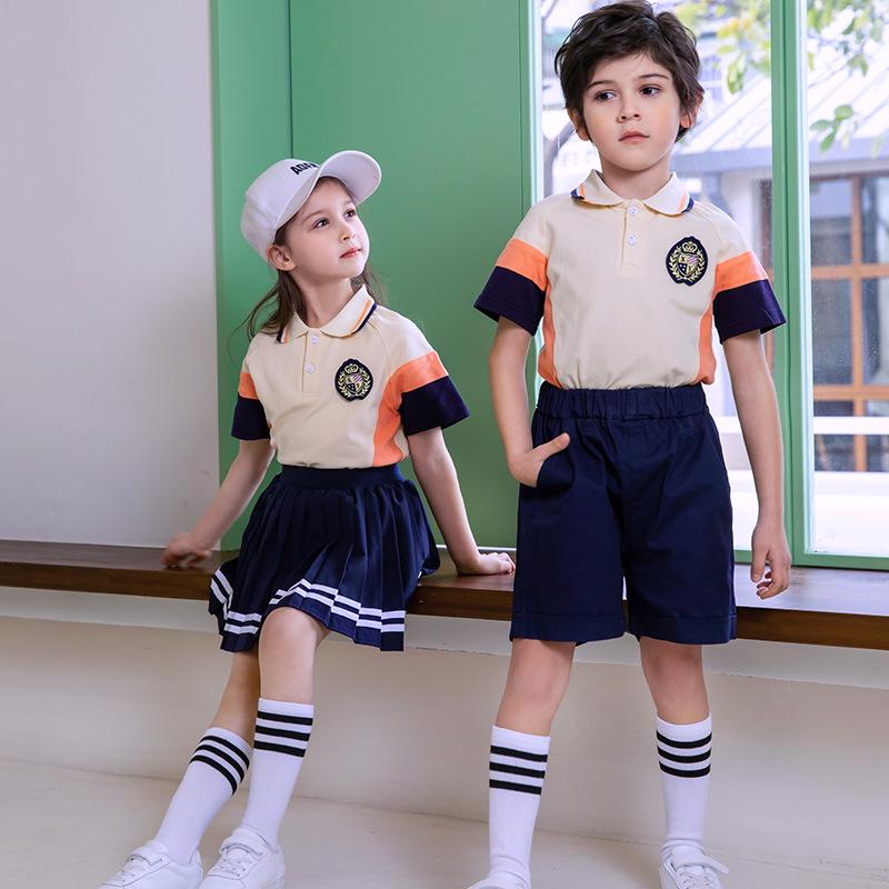 Dziecięcy letni szkolny zestaw sportowy – styl absolwenta szkoły podstawowej i przedszkola