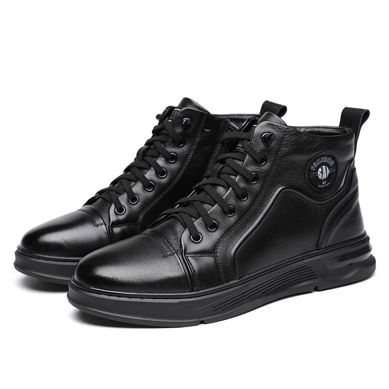 Buty męskie 2025 nowe jesienno-zimowe aksamitne ciepłe buty Martin męskie trend uniwersalne skórzane buty wysokie cholewki antypoślizgowe i odporne na zużycie