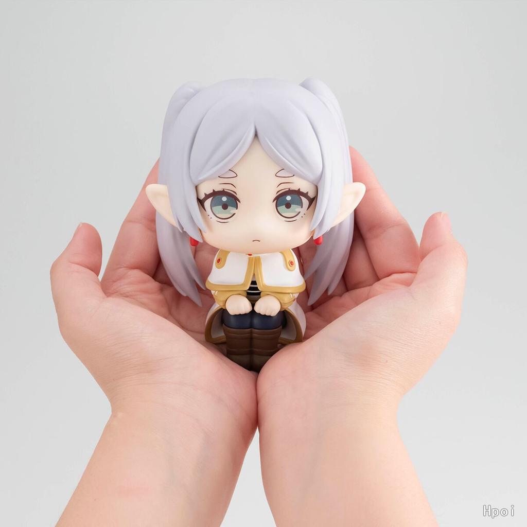 11CM Anime Sousou No Frieren Frieren Figure Look Up Doll Fern Cute Model Sitting Posture Toy Collection Aciton Figure Doll
