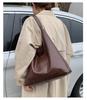 Women's Retro Large Capacity Commuter Tote - Fashionable, Casual & Versatile Crossbody Bag