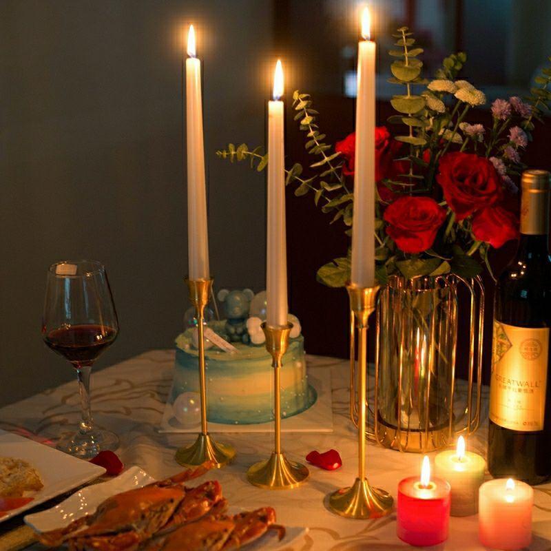 European Style Exquisite Metal Candlestick Elegant Rustproof Candle Stand for Wedding Table Home Dinner Decor