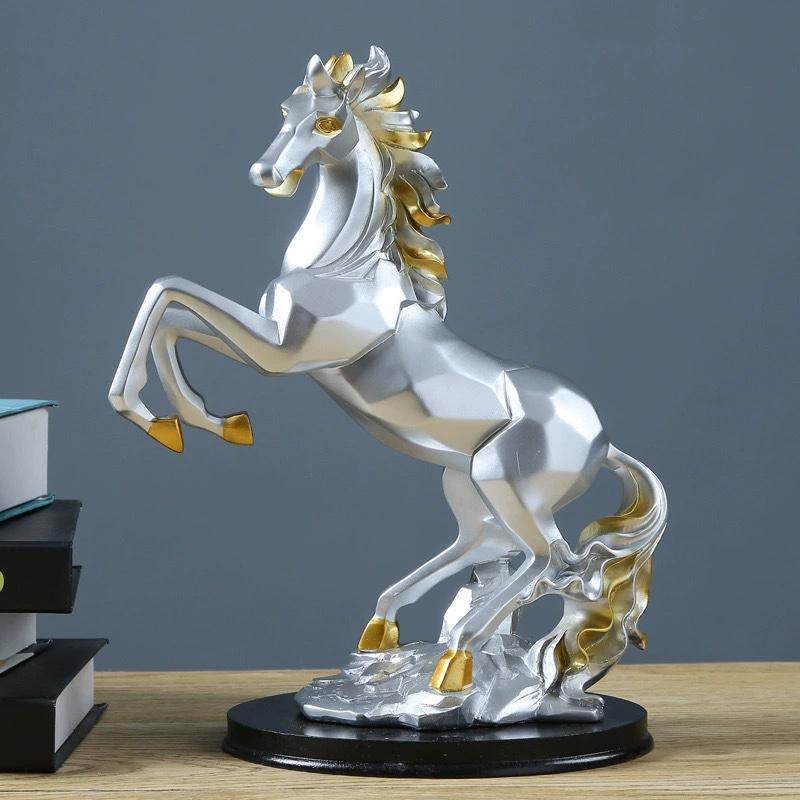 Wealth Art Horse Ornament Modern Handicraft Horse Statue Minimalist Creative Animal Sculpture Bedroom