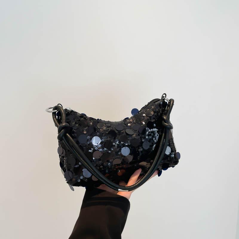 

2024 новая осенняя модная и красивая сумка на одно плечо, индивидуальный дизайн, женская сумка-мессенджер, сумка через плечо в иностранном стиле чёрный