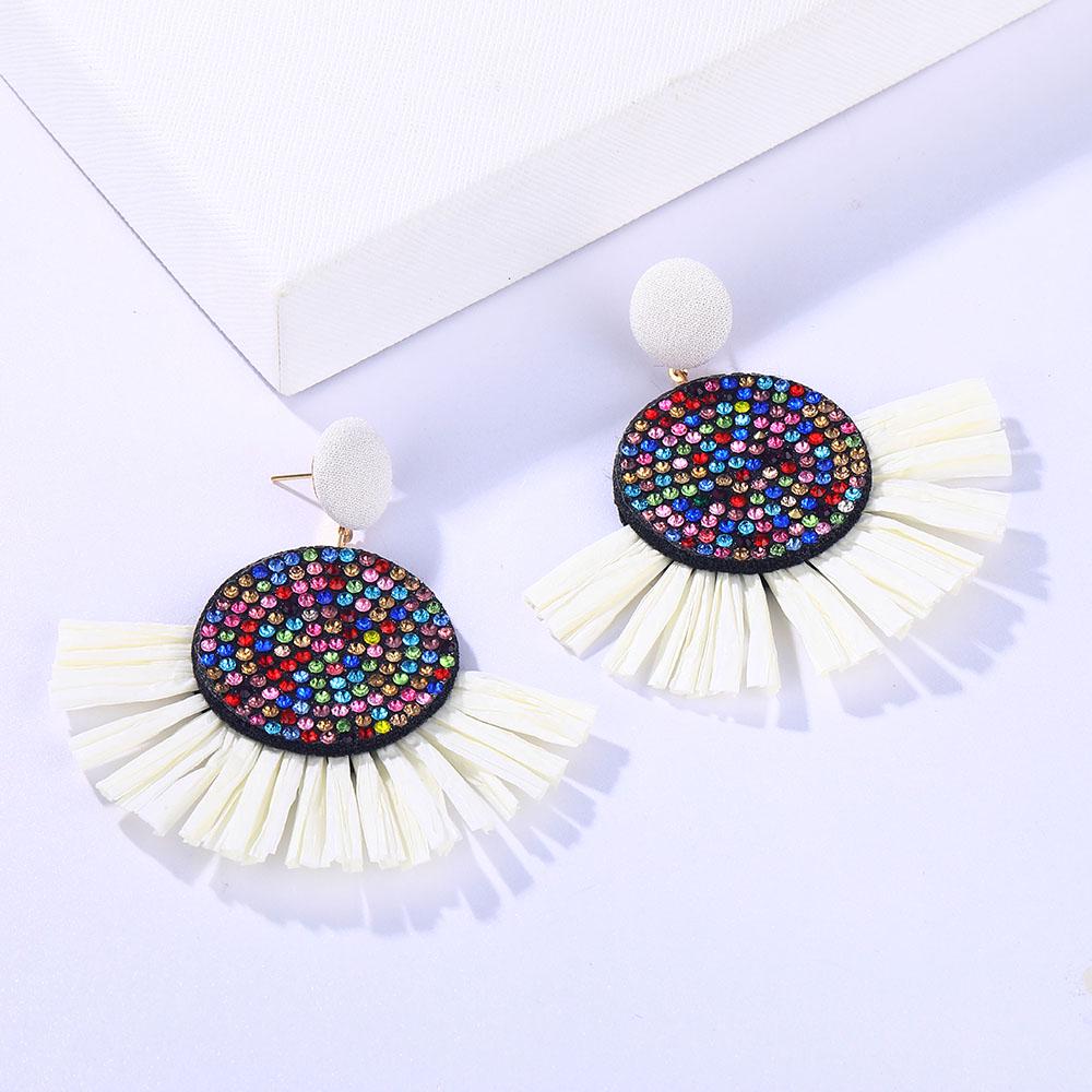 

2024 богемные серьги с кисточками и лафитом в стиле королевы, красочные серьги-капли с кристаллами, женские модные ювелирные изделия, подарки на вечеринку белый