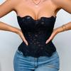 Corsete, îmbrăcăminte de damă la modă și elegantă