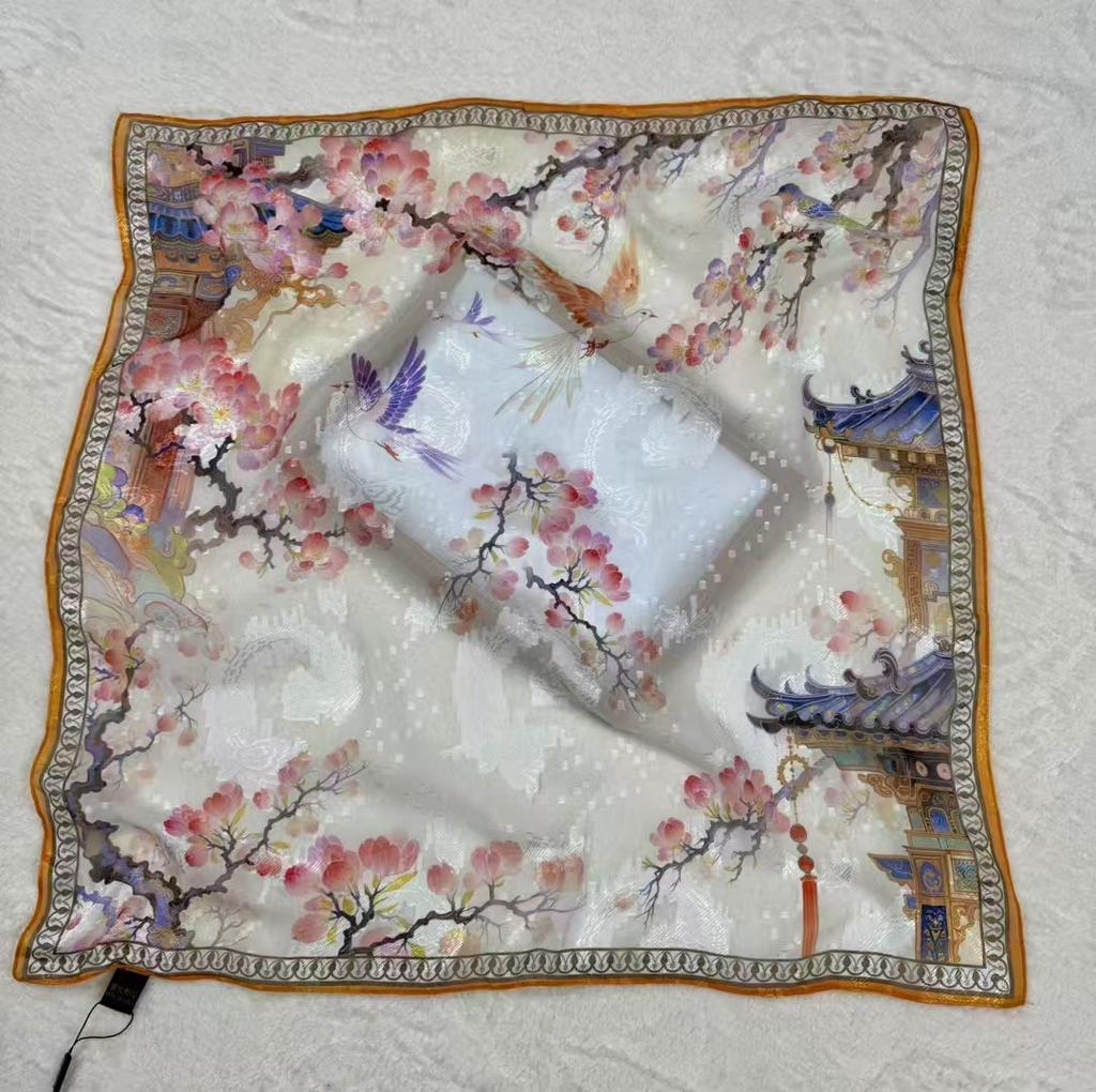 Einseitiger Blumenschnitt 70 * 70 Duftgarn Kleiner quadratischer Schal Eleganter chinesischer Stil Seidenschal Schal Geschenk Nationalstil Druck