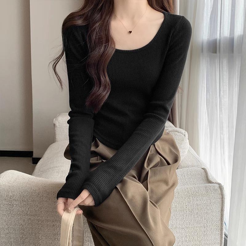 Retro U-hals langermet T-skjorte for kvinner, høst Maillard-bekledning, buet fald, slim-fit kort ensfarget undertrøye topp