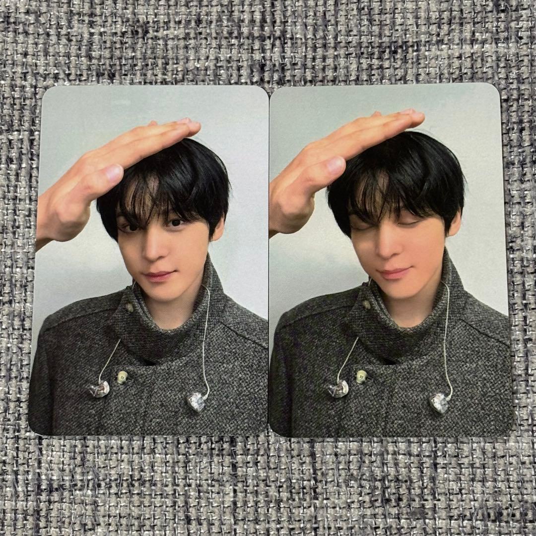 

[Б/У] Бонусная двусторонняя фотокарточка ATEEZ POPUP - Фотокарточка с глажкой - Юнхо