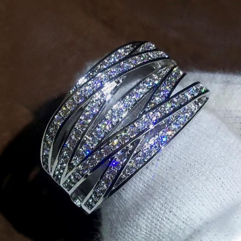 Huitan Hyperbole Wide Ring for Women Gold Color Luxury Twist Design Band Cocktail Rings Fashion Female Accessories Party Jewelry