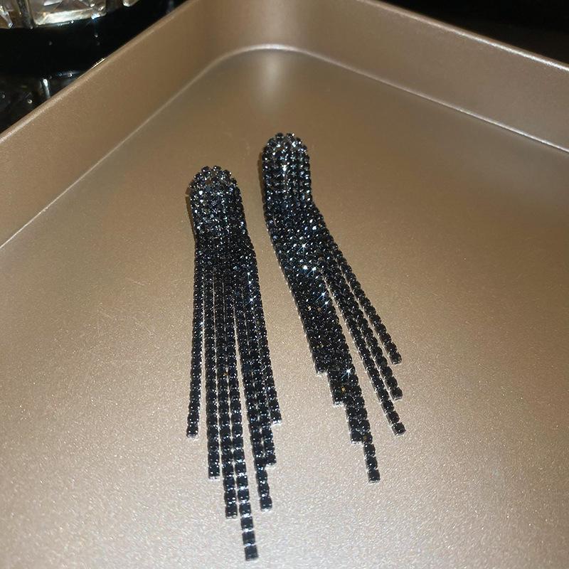 Elegant French Court Rhinestone Water Drop Tassel Earrings