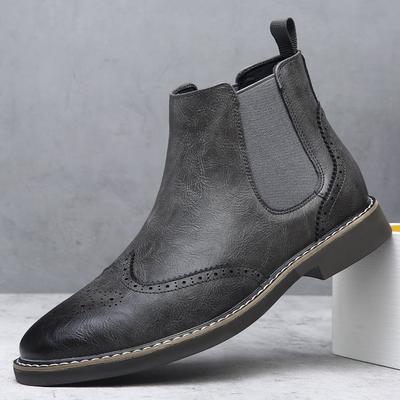Boots Men's Carved Short Boots Soft Leather Retro High-top Men's Leather Boots Autumn and Winter Velvet Martin Boots