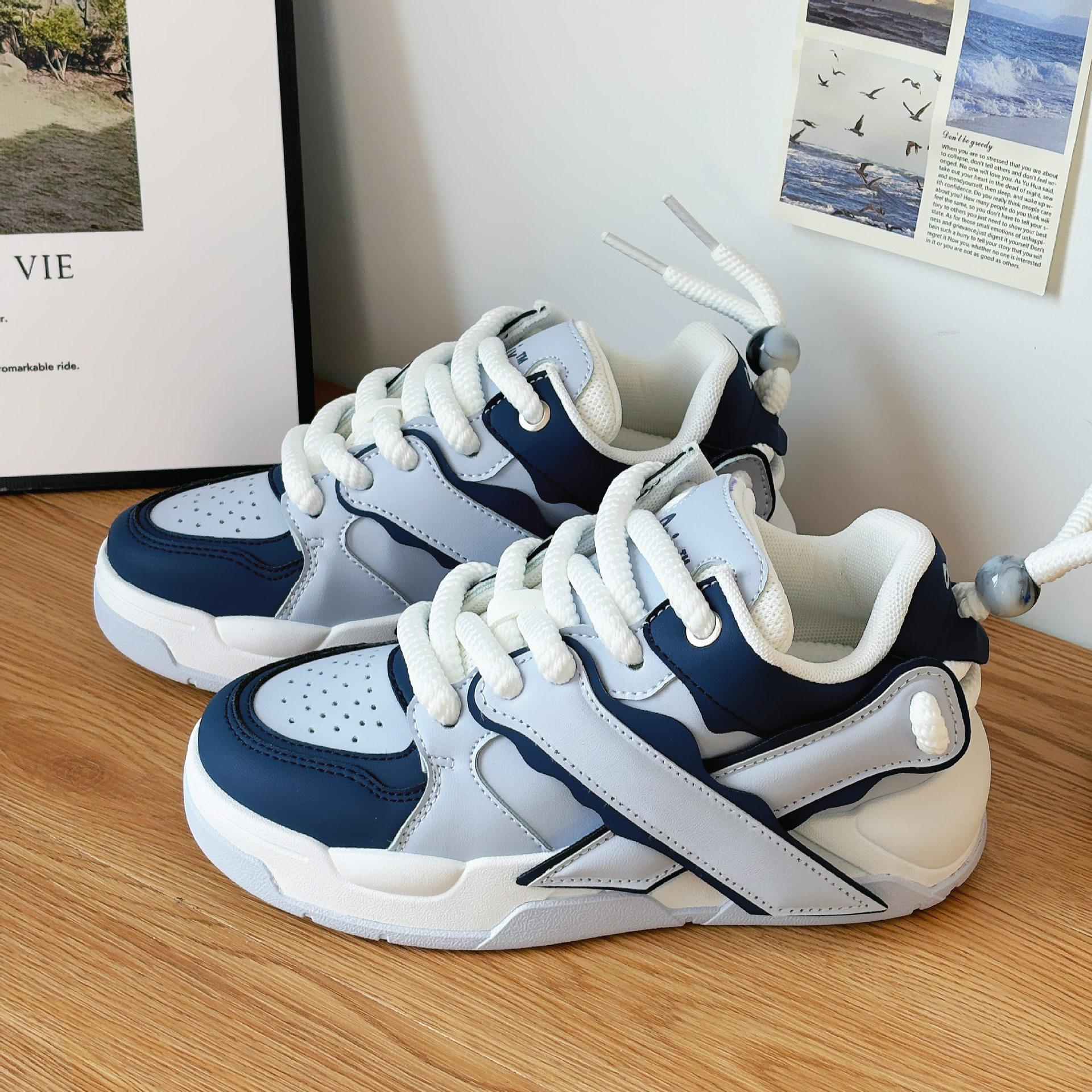 

Bread shoes women s 2025 new little white shoes spring and autumn women s height-increasing sports shoes versatile casual lightweight thick baseplate 35