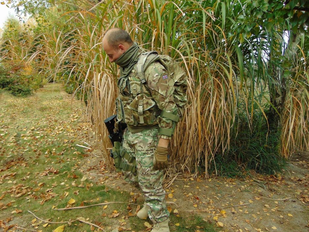 CHIMNEY TACTICAL SCARF OLIVE MFH