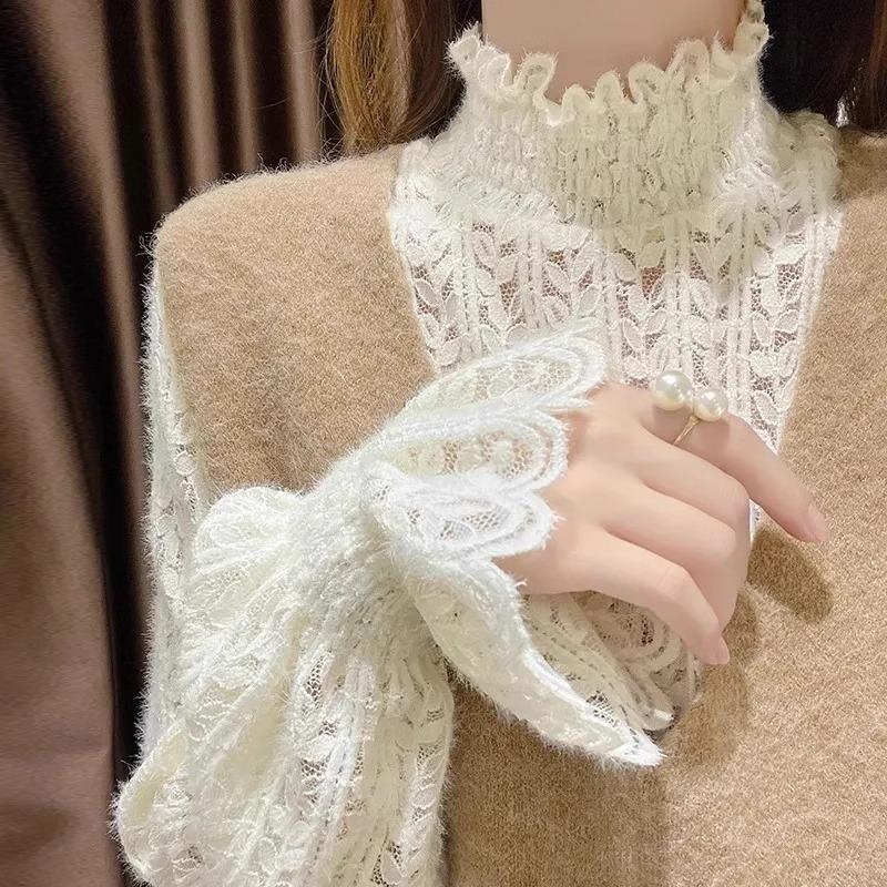 Women's Fall/Winter Mid-Neck Lace Top, Layering Top, Elegant Fleece-Lined Sweater