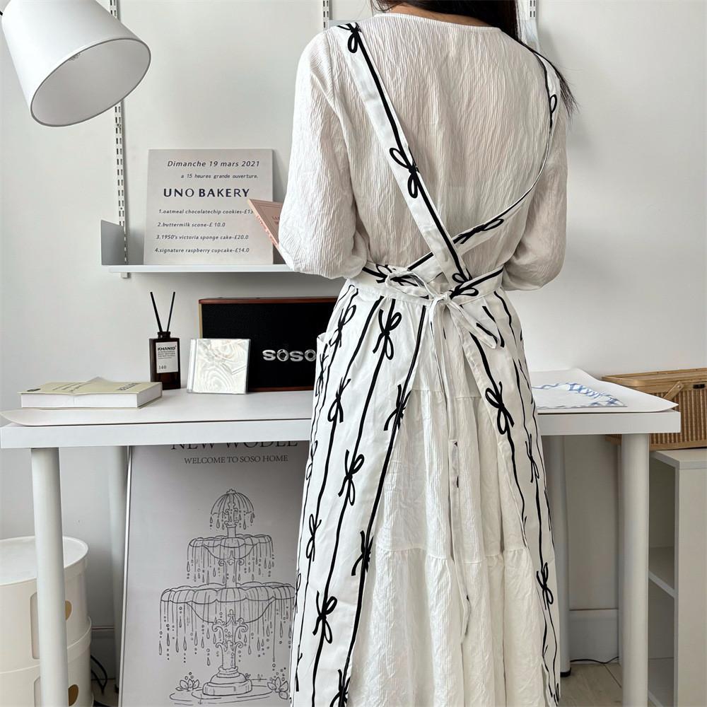 Korean Fashion Sleeveless Apron With Butterfly Ribbon Print For Cafe And Nail Salon Use