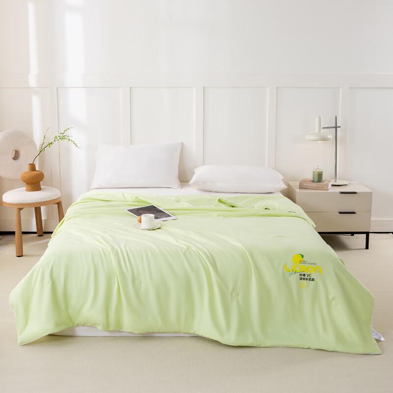 

FIRS Little Lime Bubble Summer Quilt