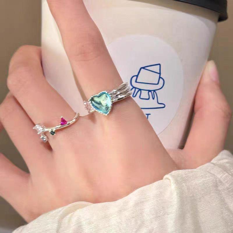 

2025 Spring-Summer Zircon Love Open Ring for Women - Unique Index Finger Design.