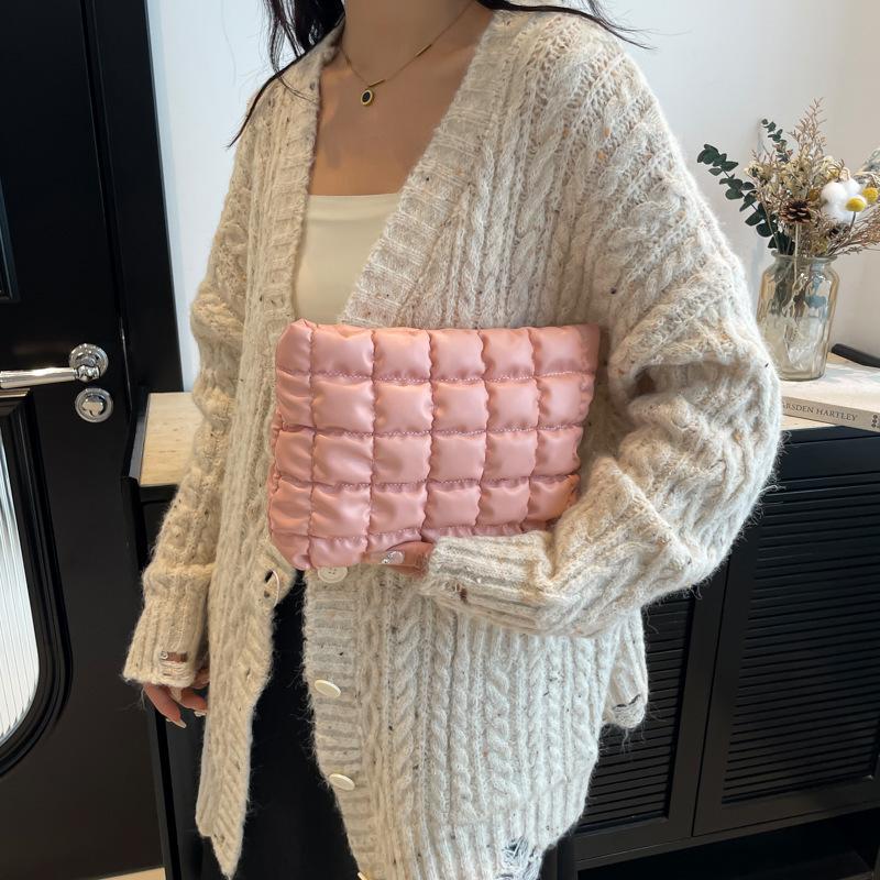 Koreanische Version von lässiger Kosmetiktasche mit großem Fassungsvermögen, Nischendesign, ausländischer Stil, 2025 neue Mode, einfache Damen-Clutch ohne