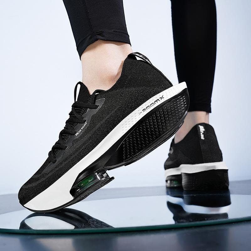 2025 Spring and Summer Primary and Secondary School Students Sports Shoes Large Size Mesh Lightweight Running Shoes Outdoor Hiking Breathable Leisure