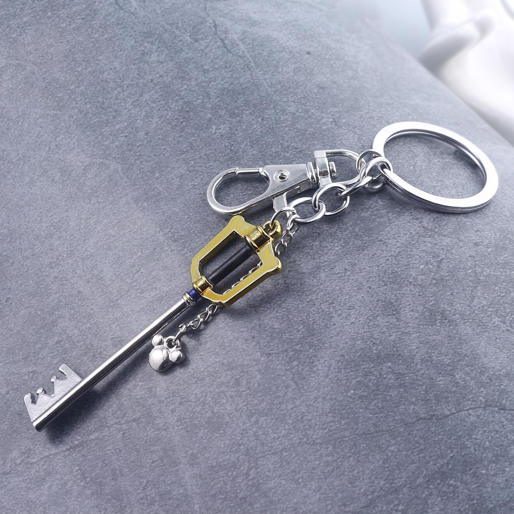 SG Hot Game Kingdom Hearts Key Keychains Sora Crown Roxas Keyblade Paopu Fruit Weapon Pendants Keyring For Men Car Jewelry Gift