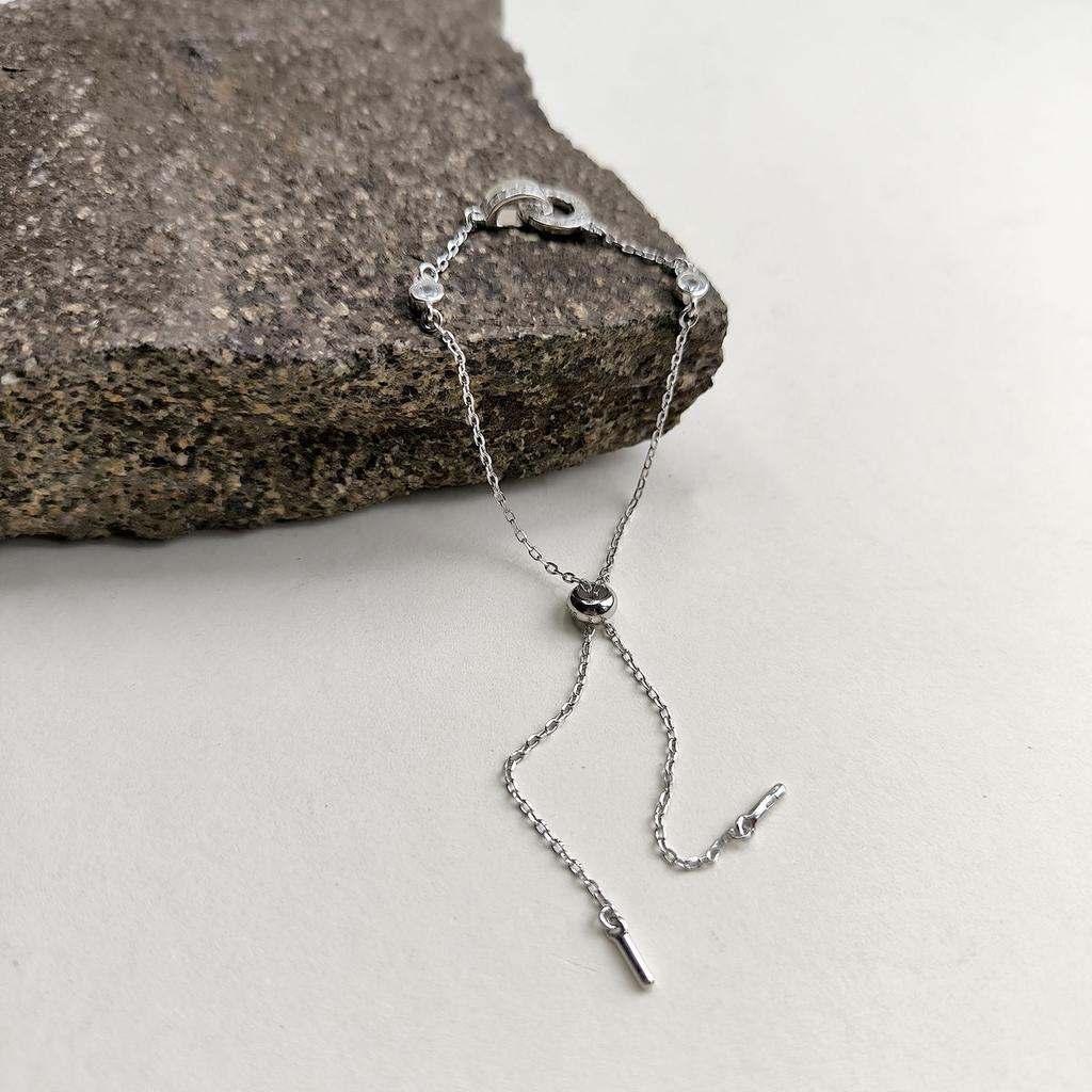 Серебряный браслет с фианитами, вес изделия 2,67 гр (2176473)